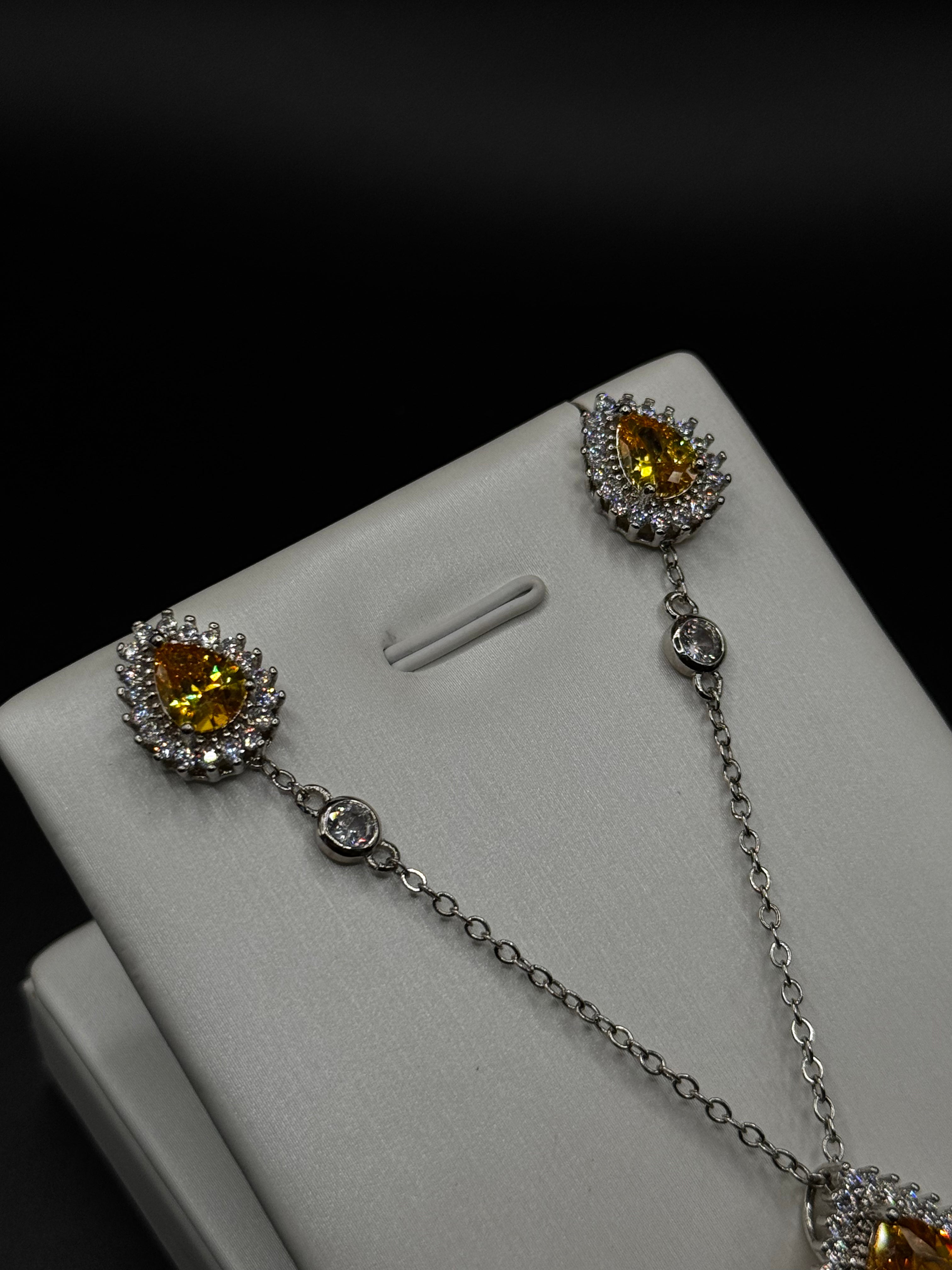 Rhodium-Plated Set with Teardrop Pendant