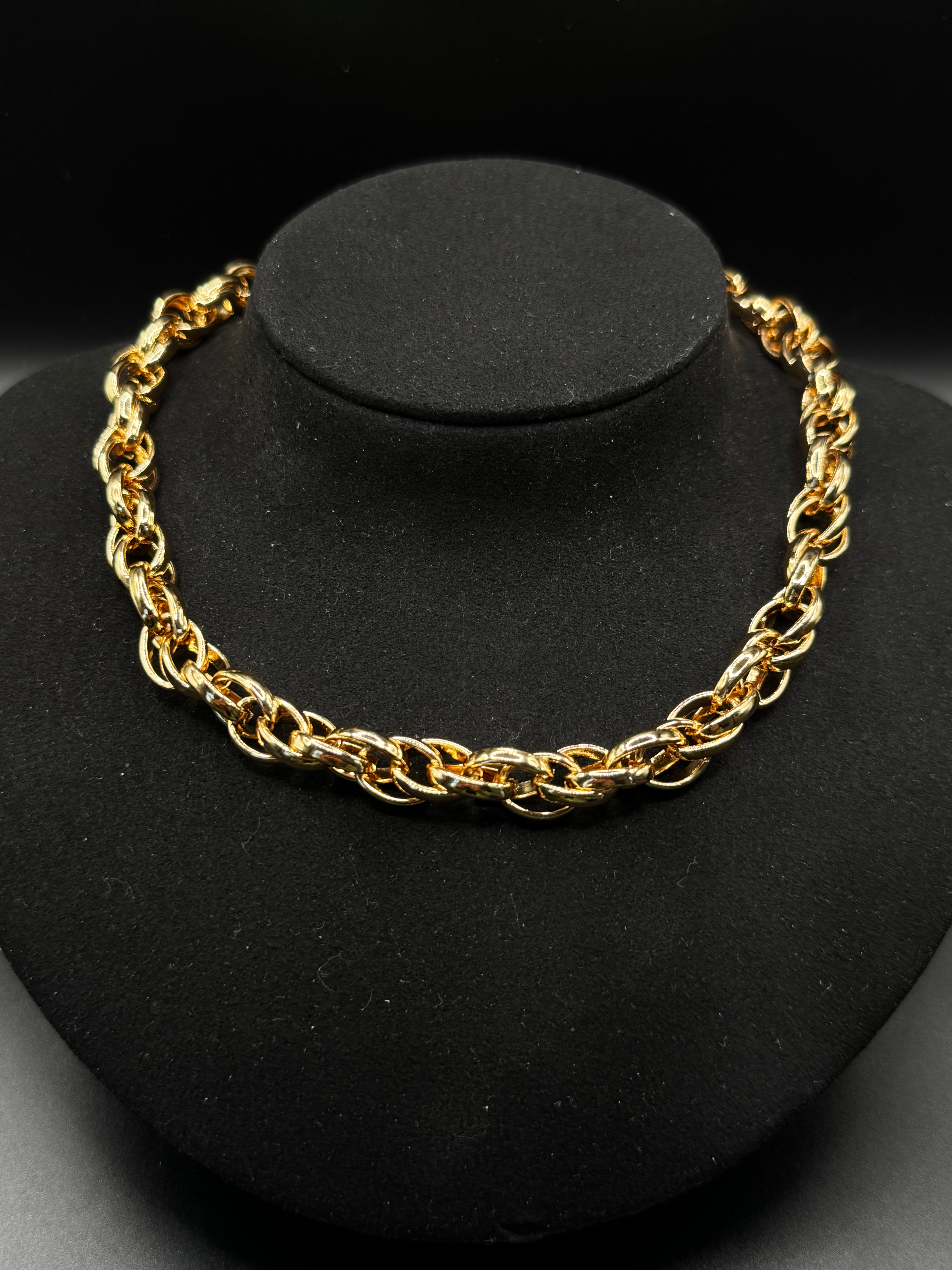 18K Gold-Plated Interlinked Chain Necklace