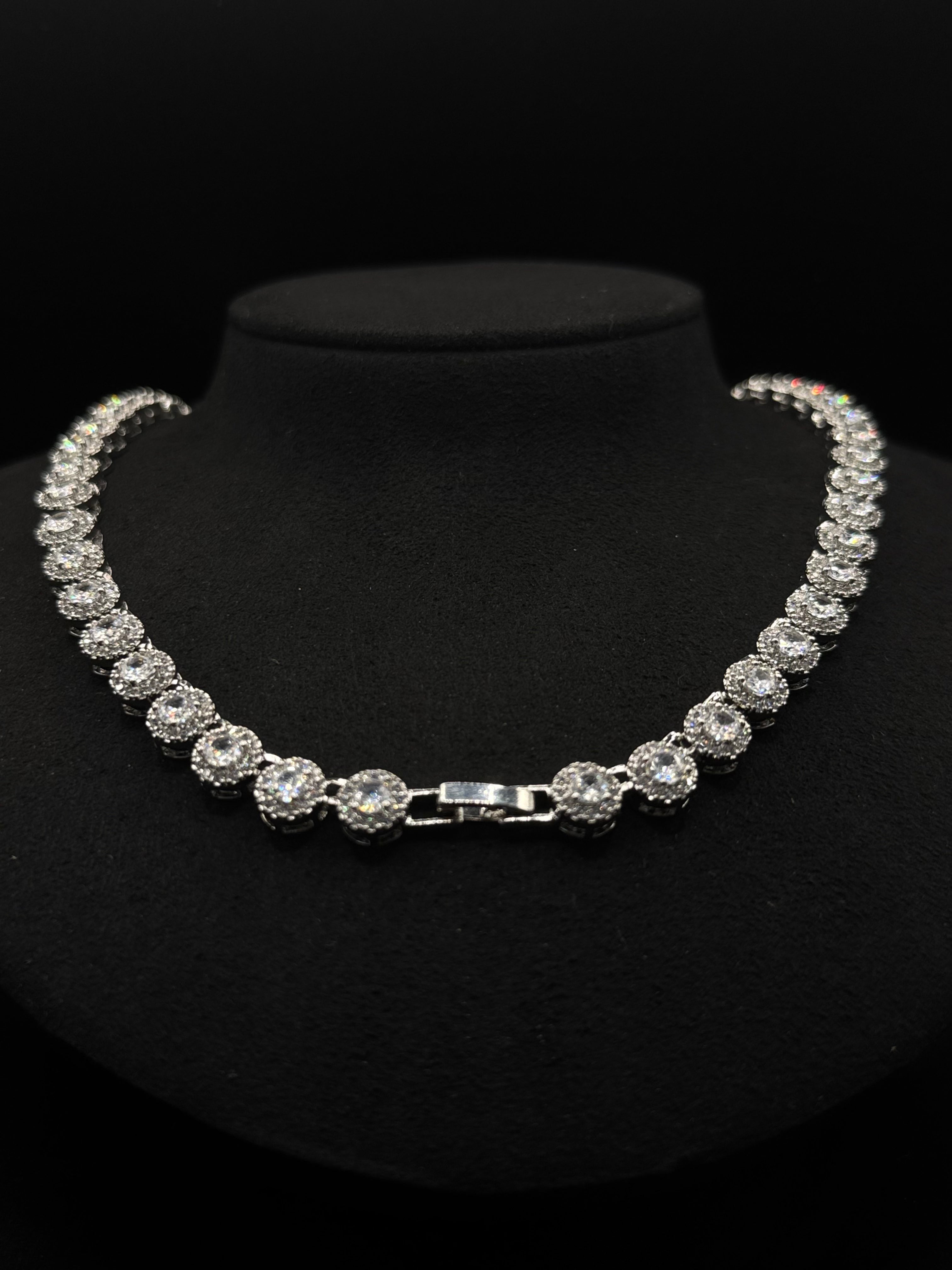 High-jewelry-inspired Riviera necklace, 18k gold-plated