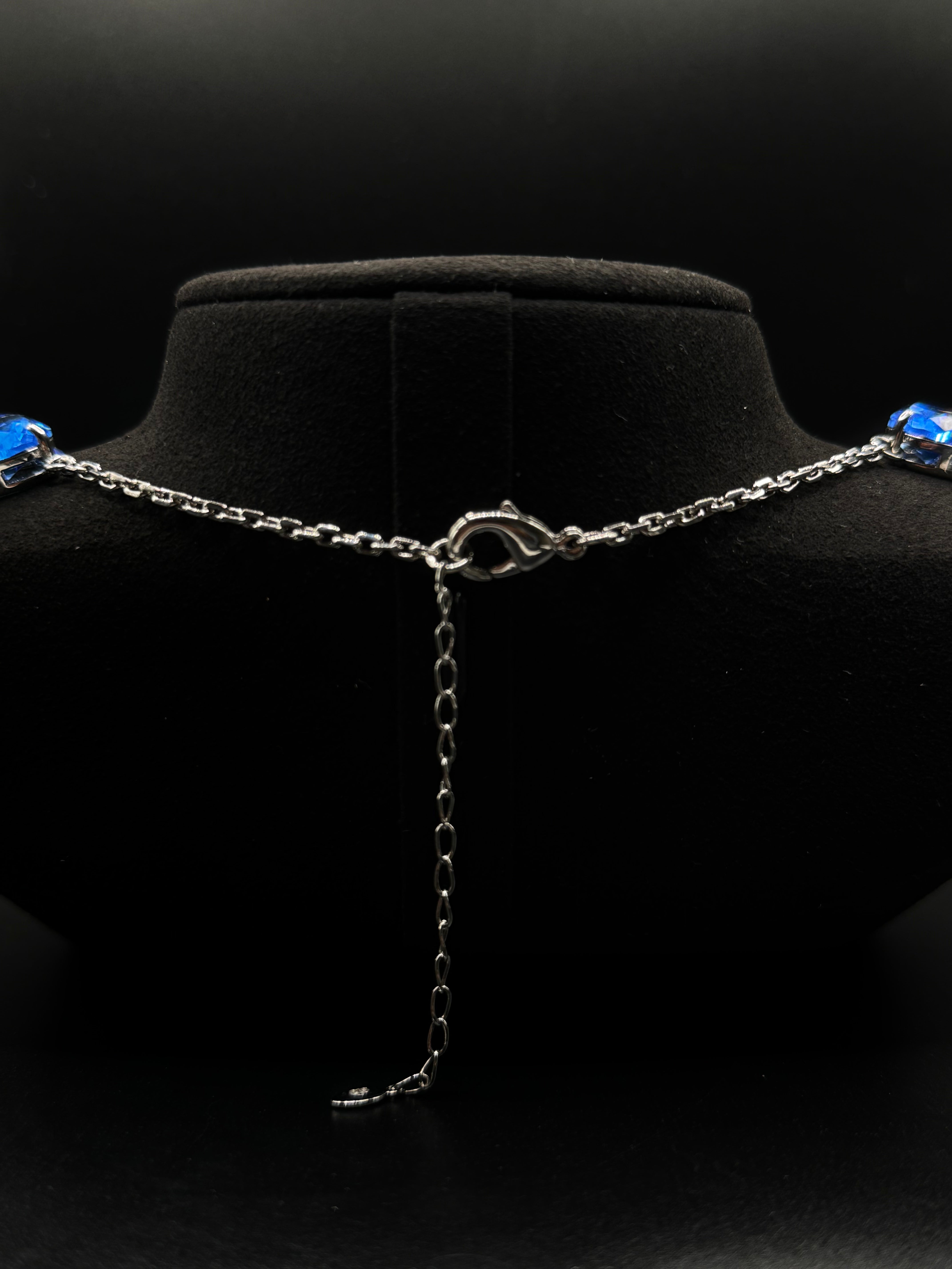 Luxury set with heart-shaped zirconia