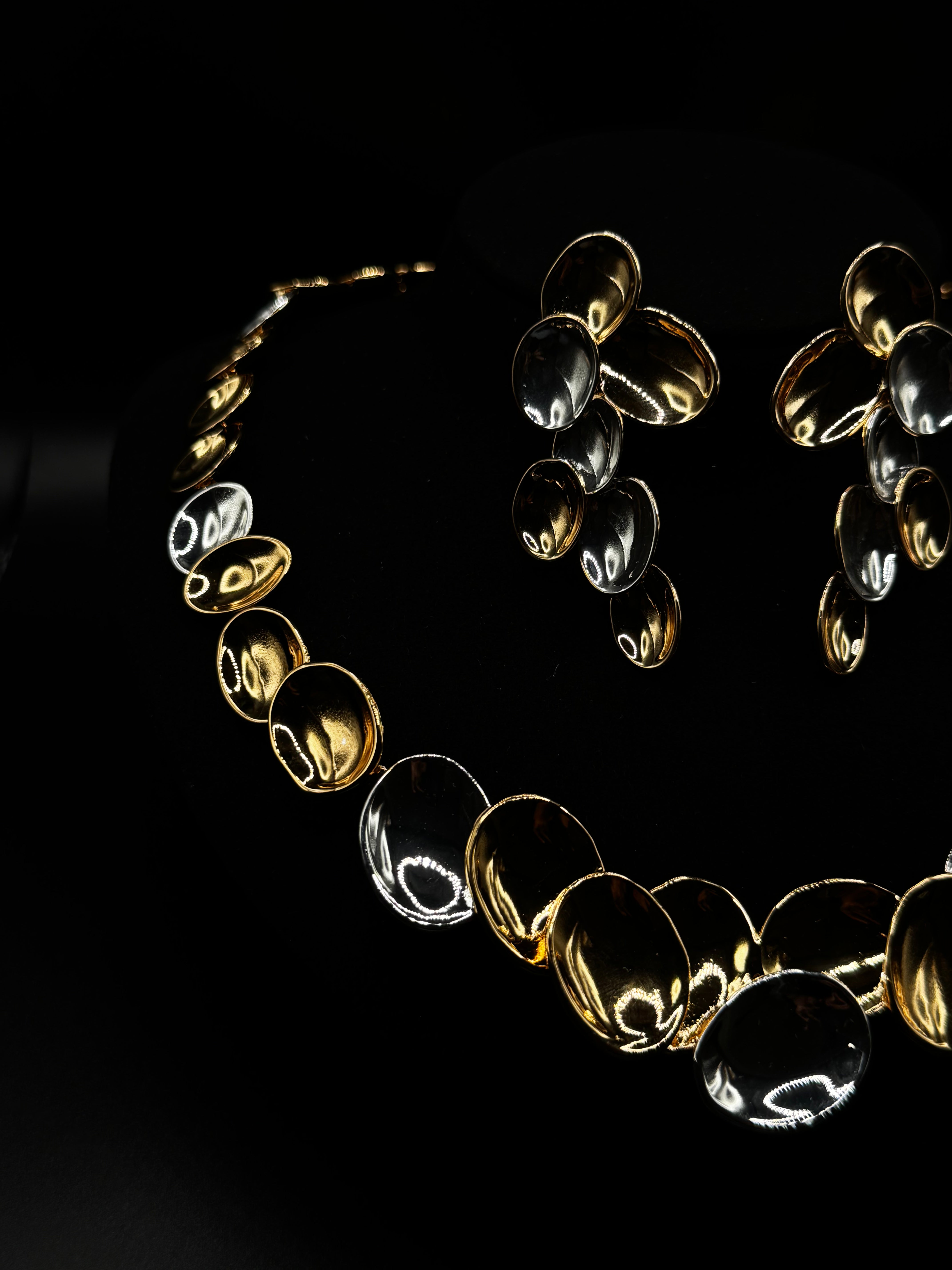 Set Plated in 18k gold and rhodium