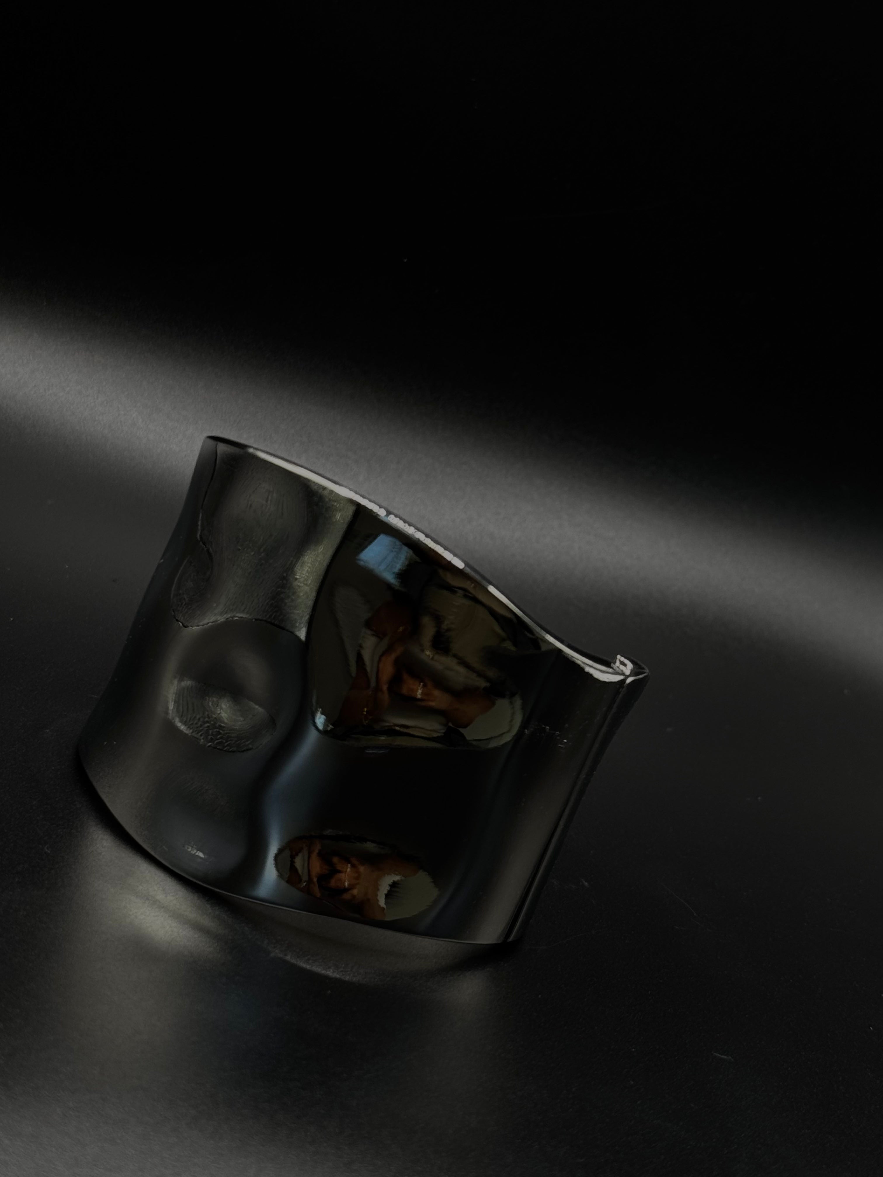 Rhodium-plated organic-shaped bracelet