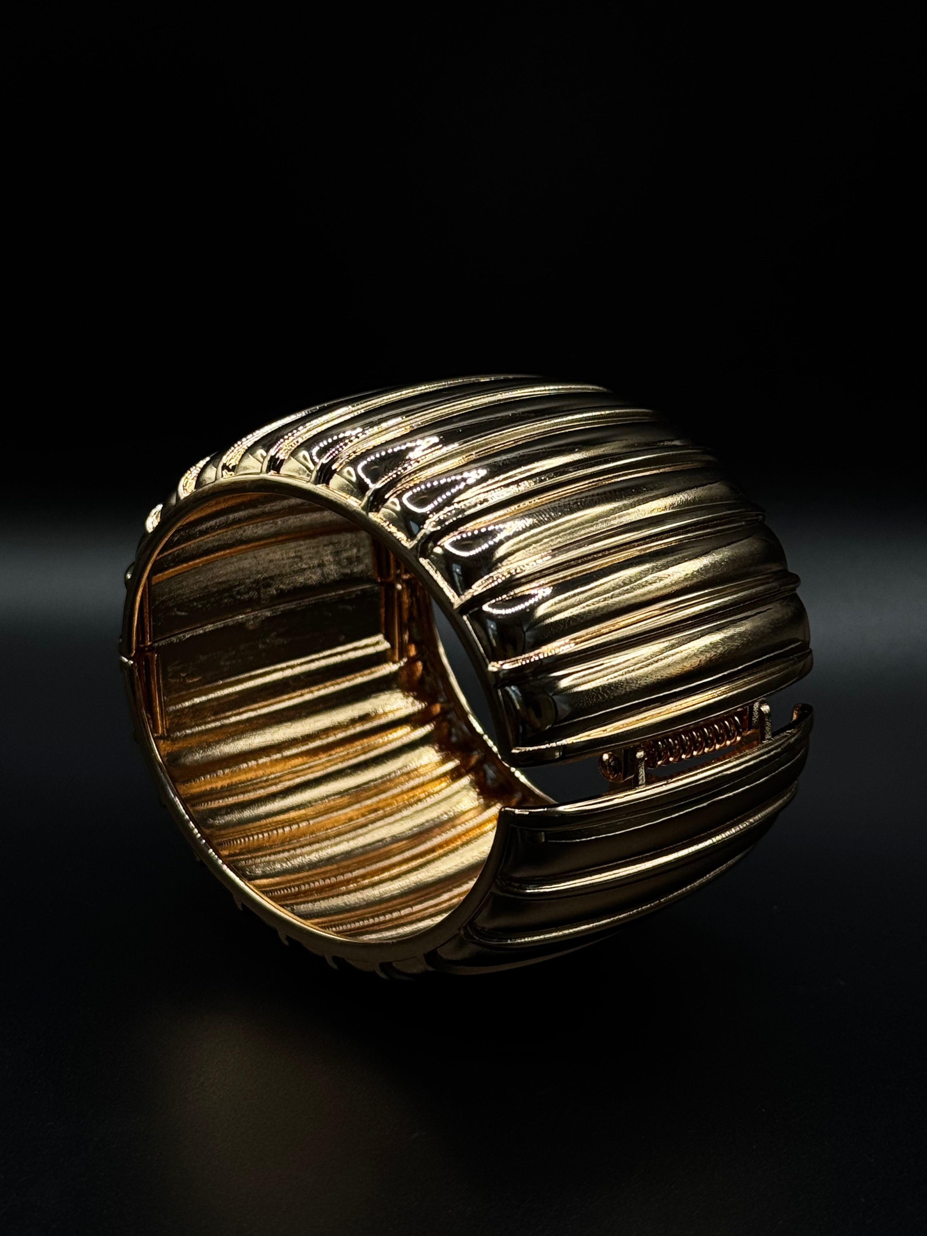 18k gold-plated organic-shaped bracelet