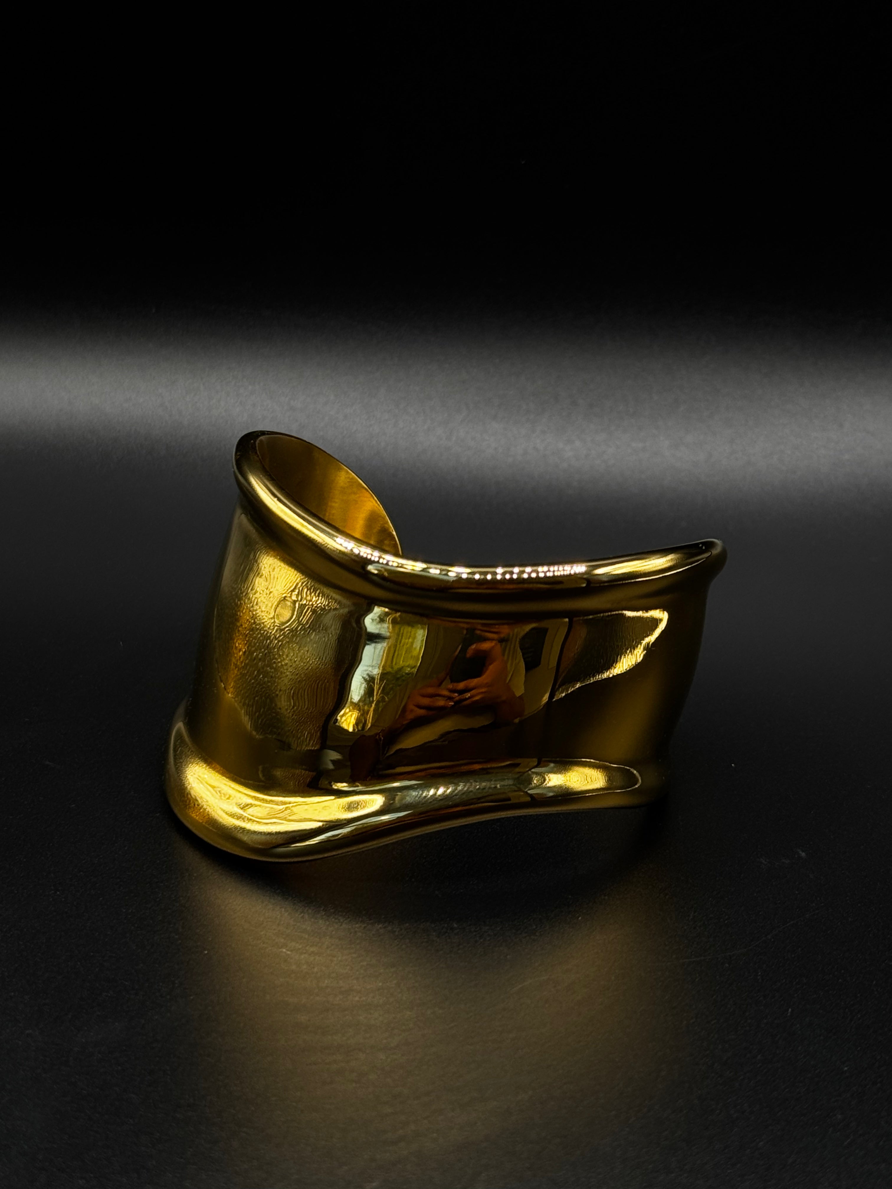 High jewelry-inspired bracelet plated in 18k gold