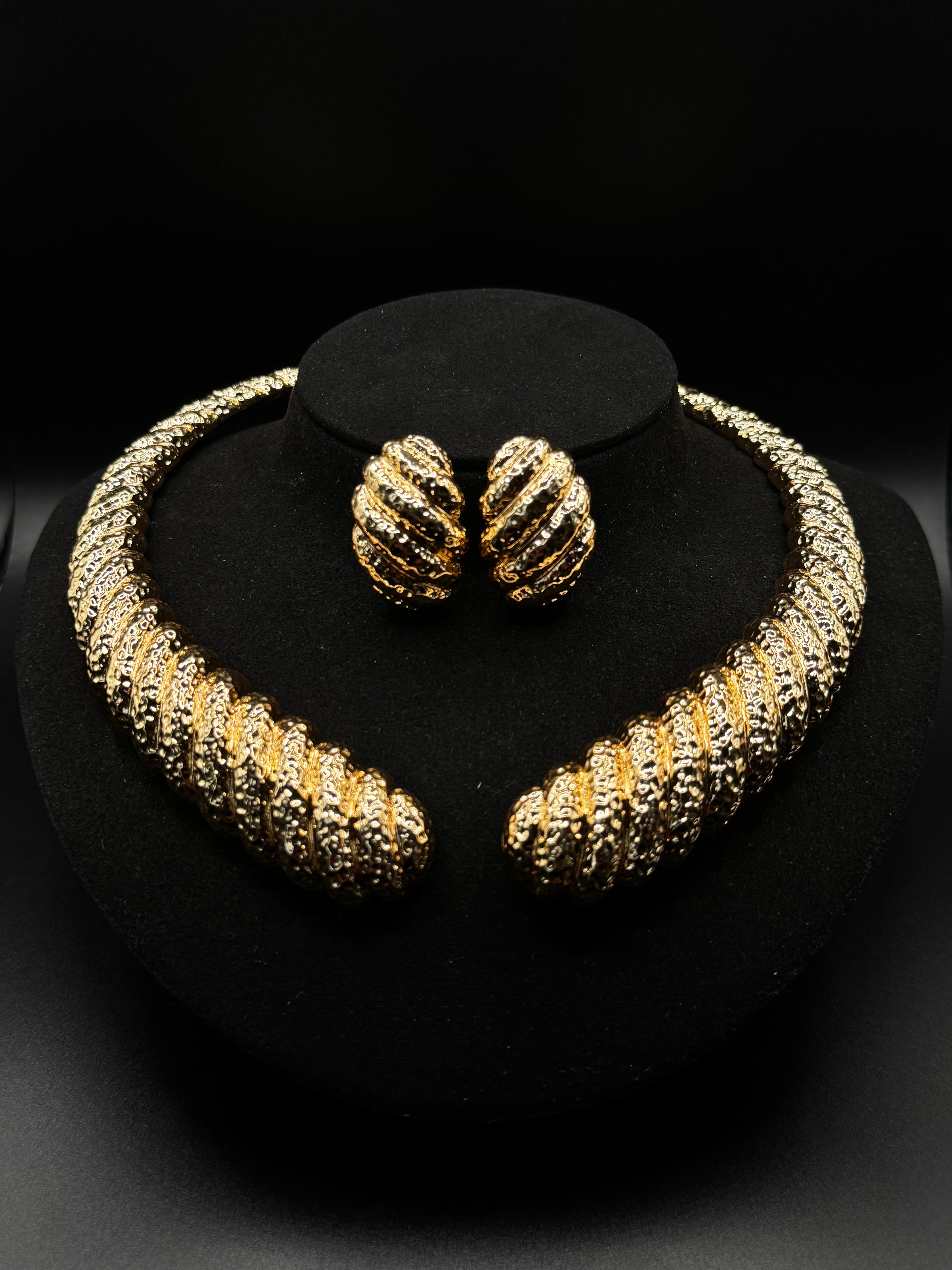 18k gold-plated choker set