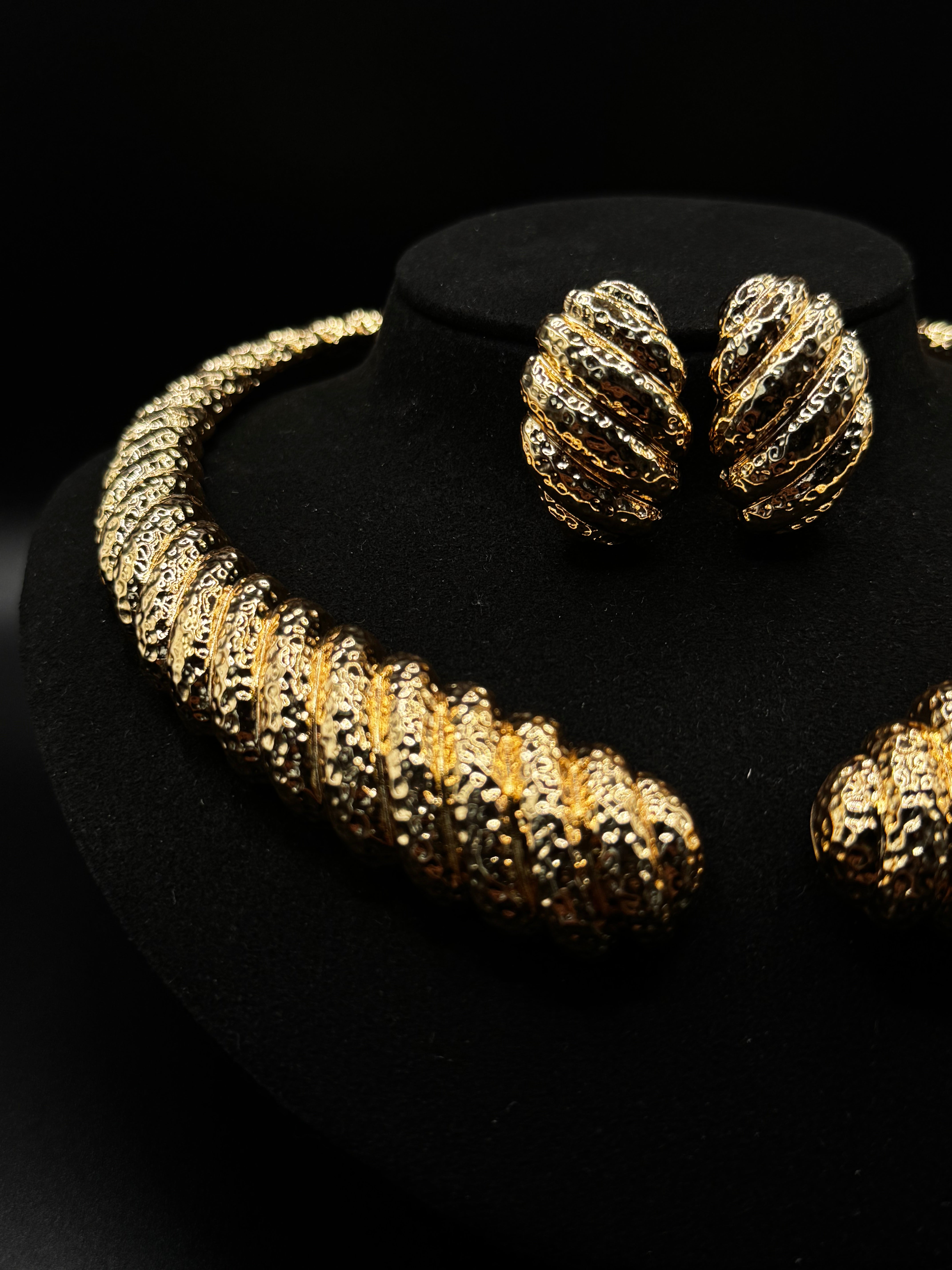 18k gold-plated choker set