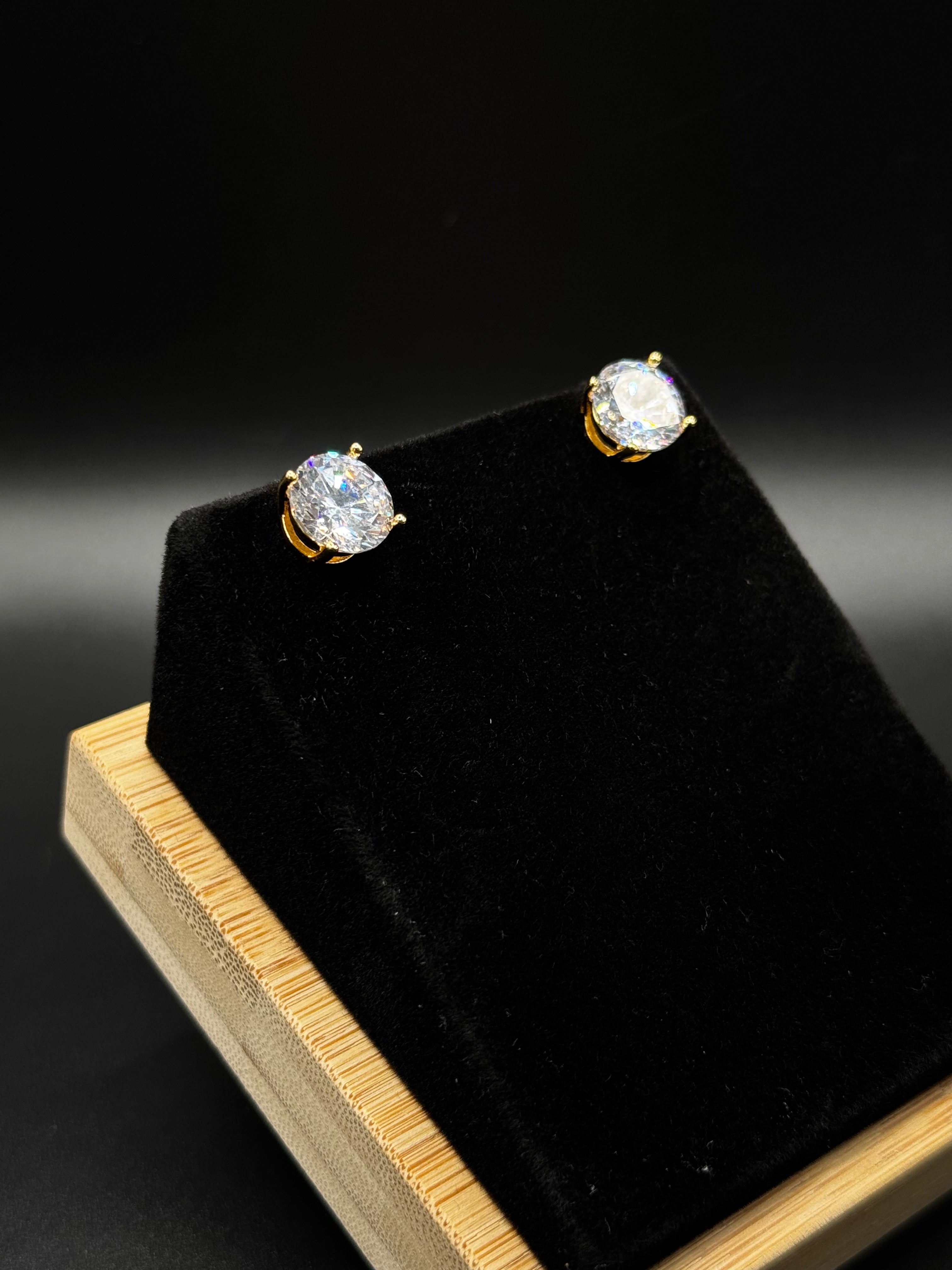 18K Gold-Plated Stud Earrings with Light Point