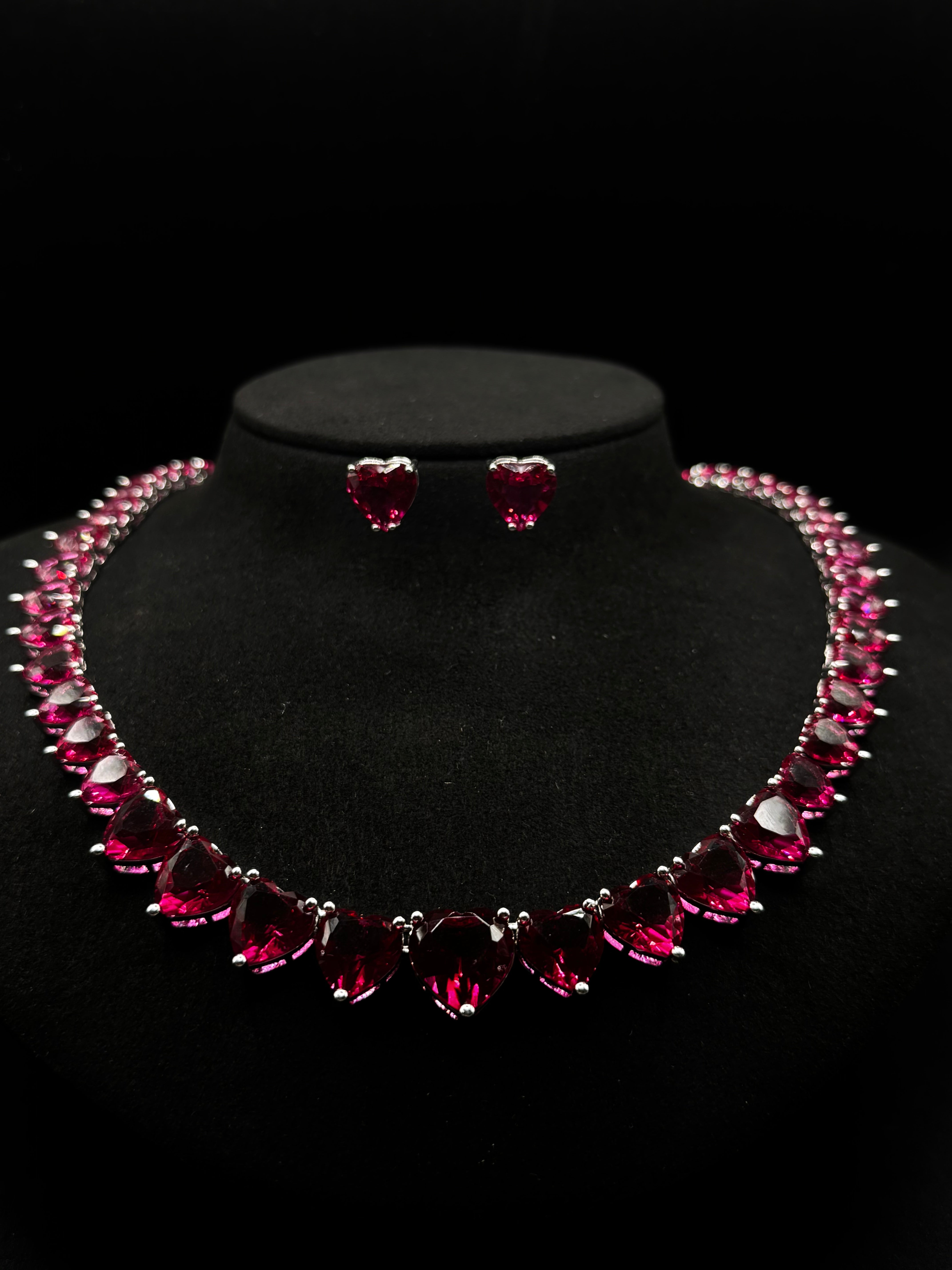 Luxury set with heart-shaped zirconia stone